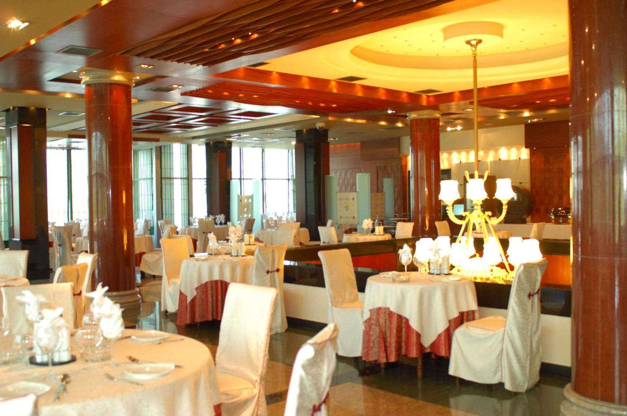 Hotel Grand Europa 5*