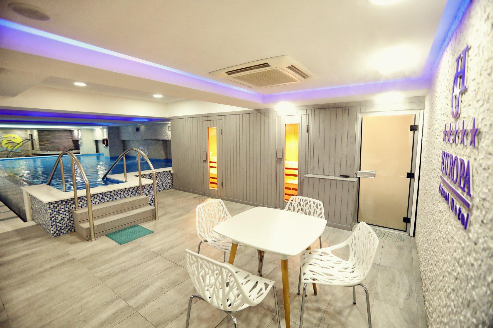Hotel Grand Europa 5*