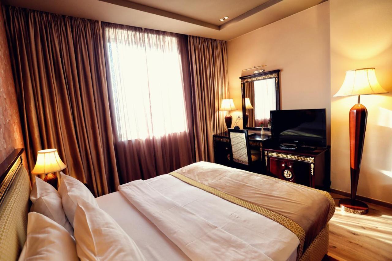 Grand Europa Hotell 5*